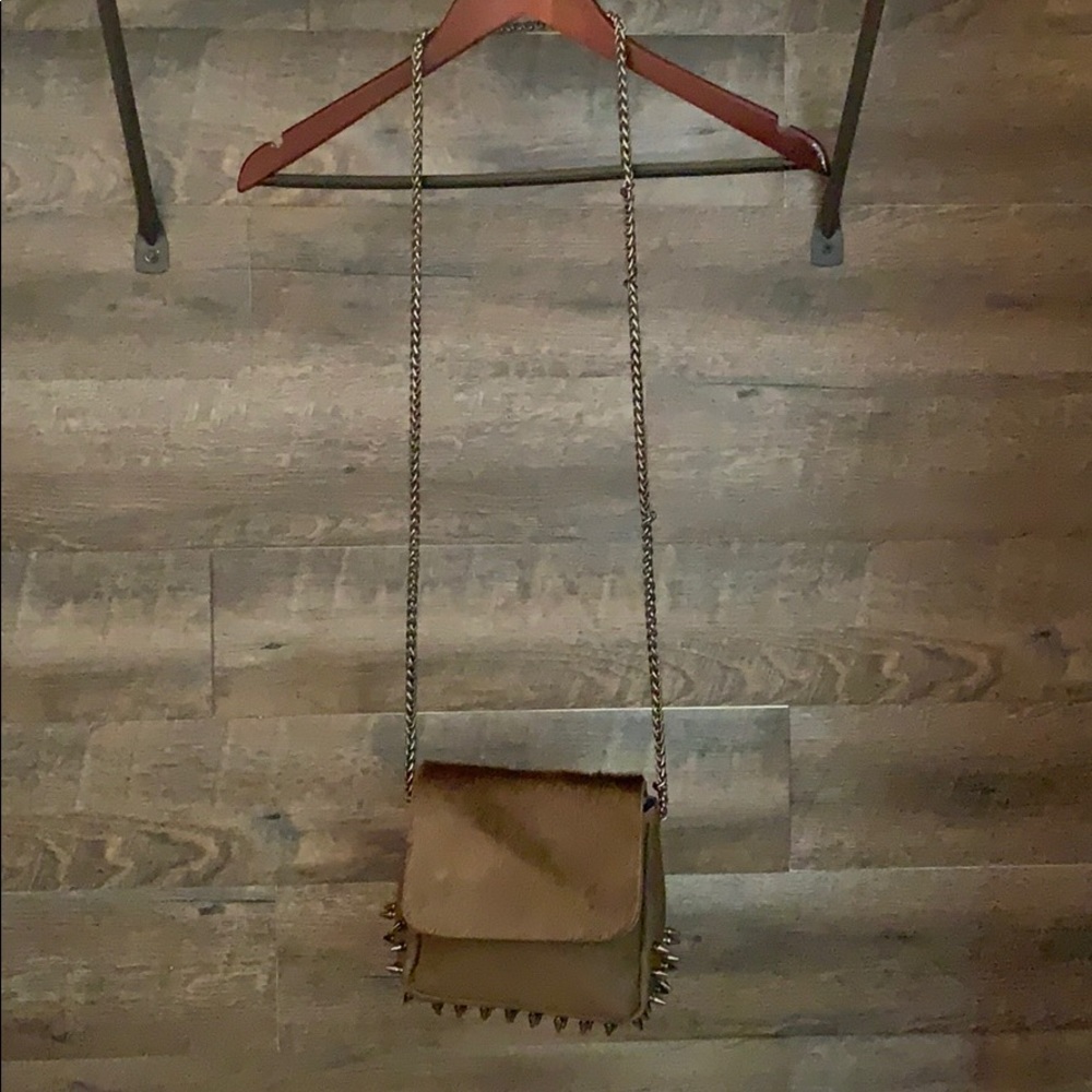 Cross-body purse